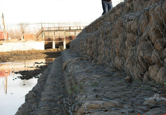 河道石籠網景觀圖
