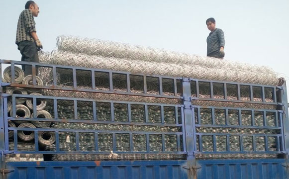8號絲大孔石籠網發貨中